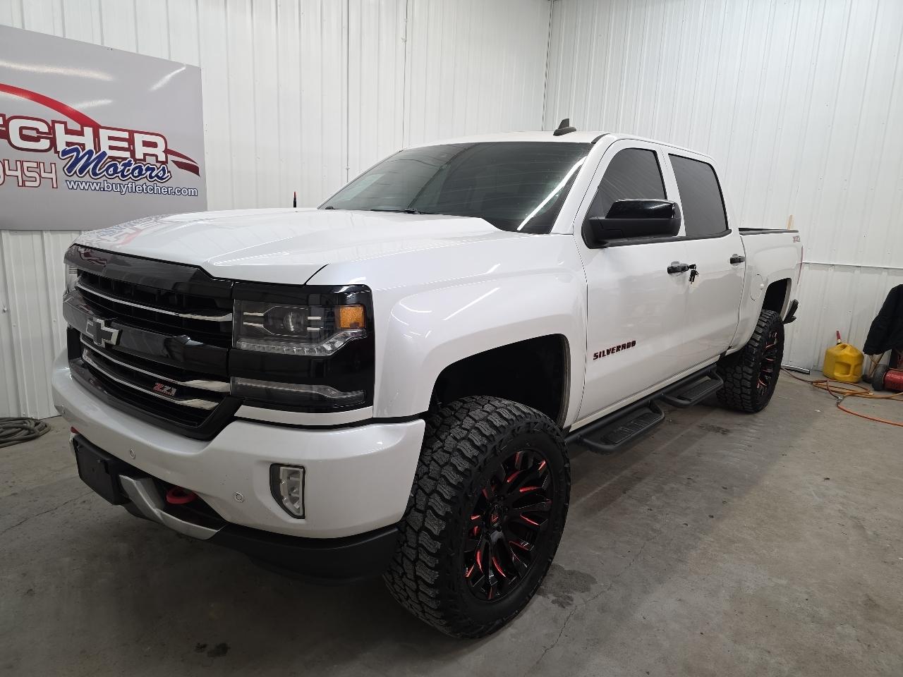 Chevrolet Silverado 1500 4WD Crew Cab 143.5" LTZ w/2LZ 2017