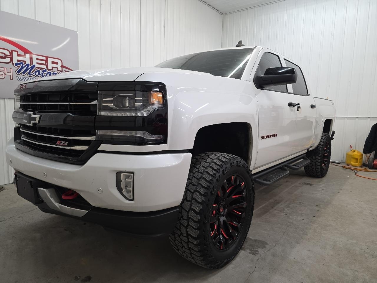Chevrolet Silverado 1500 4WD Crew Cab 143.5" LTZ w/2LZ 2017