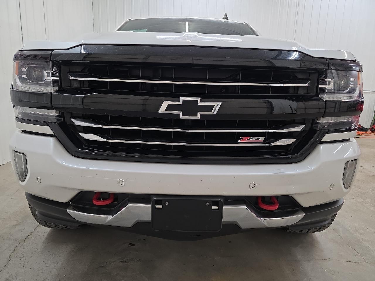 Chevrolet Silverado 1500 4WD Crew Cab 143.5" LTZ w/2LZ 2017