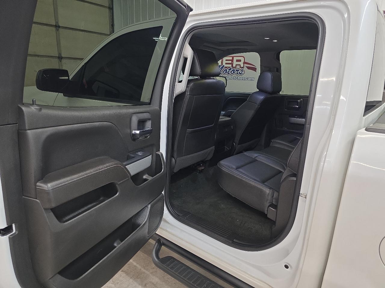 Chevrolet Silverado 1500 4WD Crew Cab 143.5" LTZ w/2LZ 2017