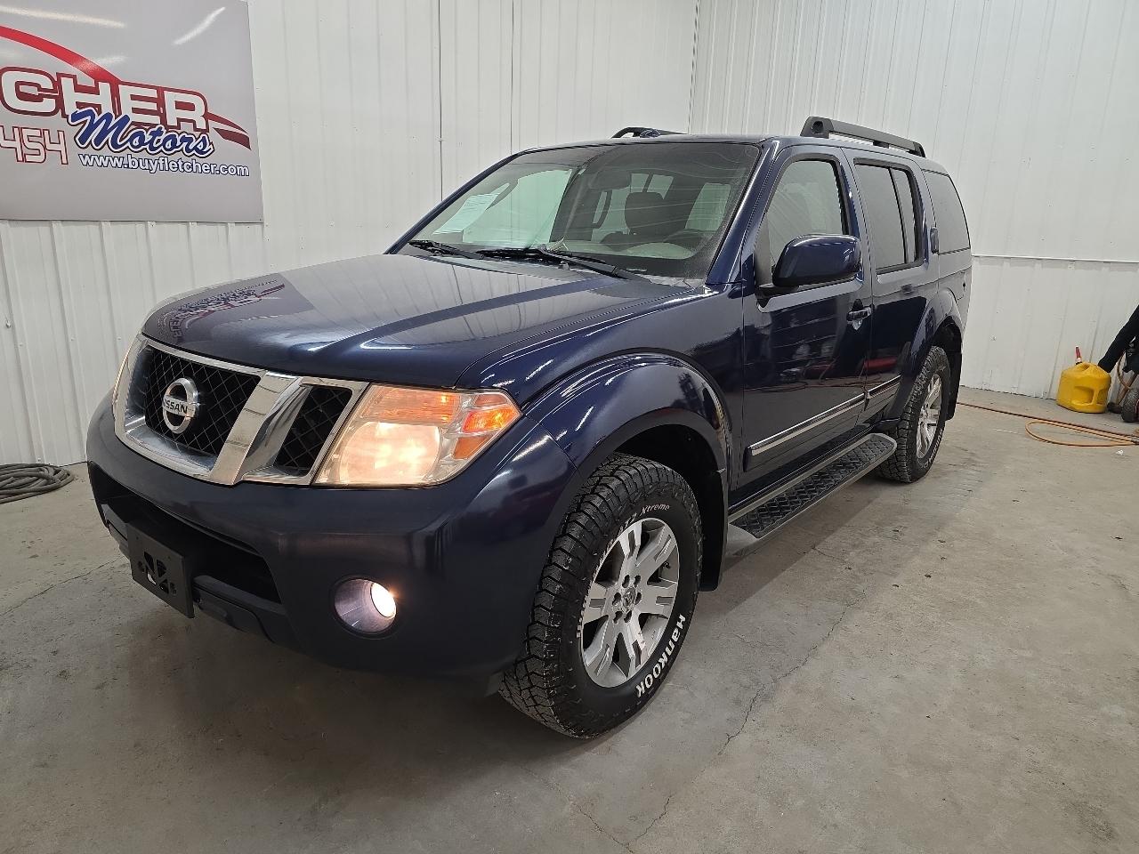 Nissan Pathfinder 4WD 4dr V6 Silver Edition 2012