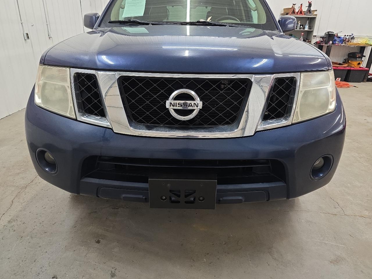Nissan Pathfinder 4WD 4dr V6 Silver Edition 2012