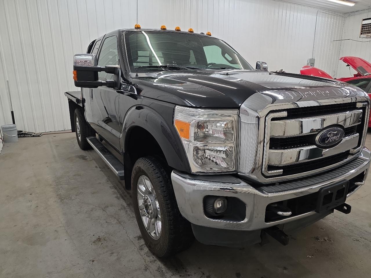Ford Super Duty F-350 SRW 4WD SuperCab 158" Lariat 2015