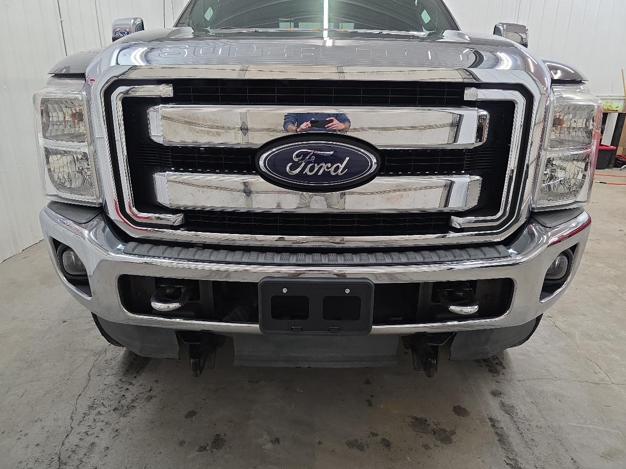 Ford Super Duty F-350 SRW 4WD SuperCab 158" Lariat 2015