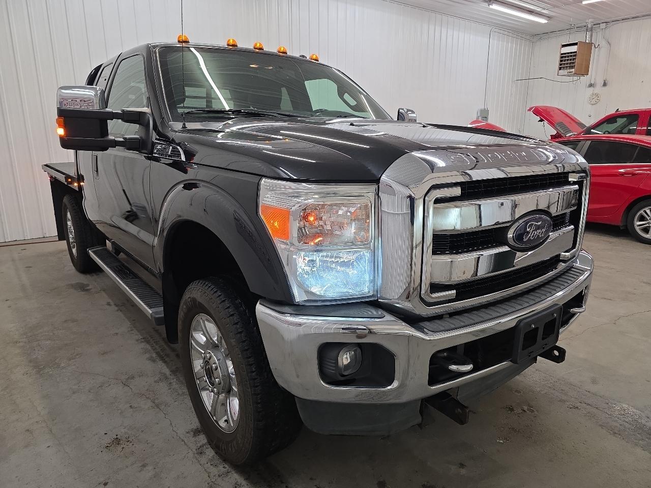 Ford Super Duty F-350 SRW 4WD SuperCab 158" Lariat 2015