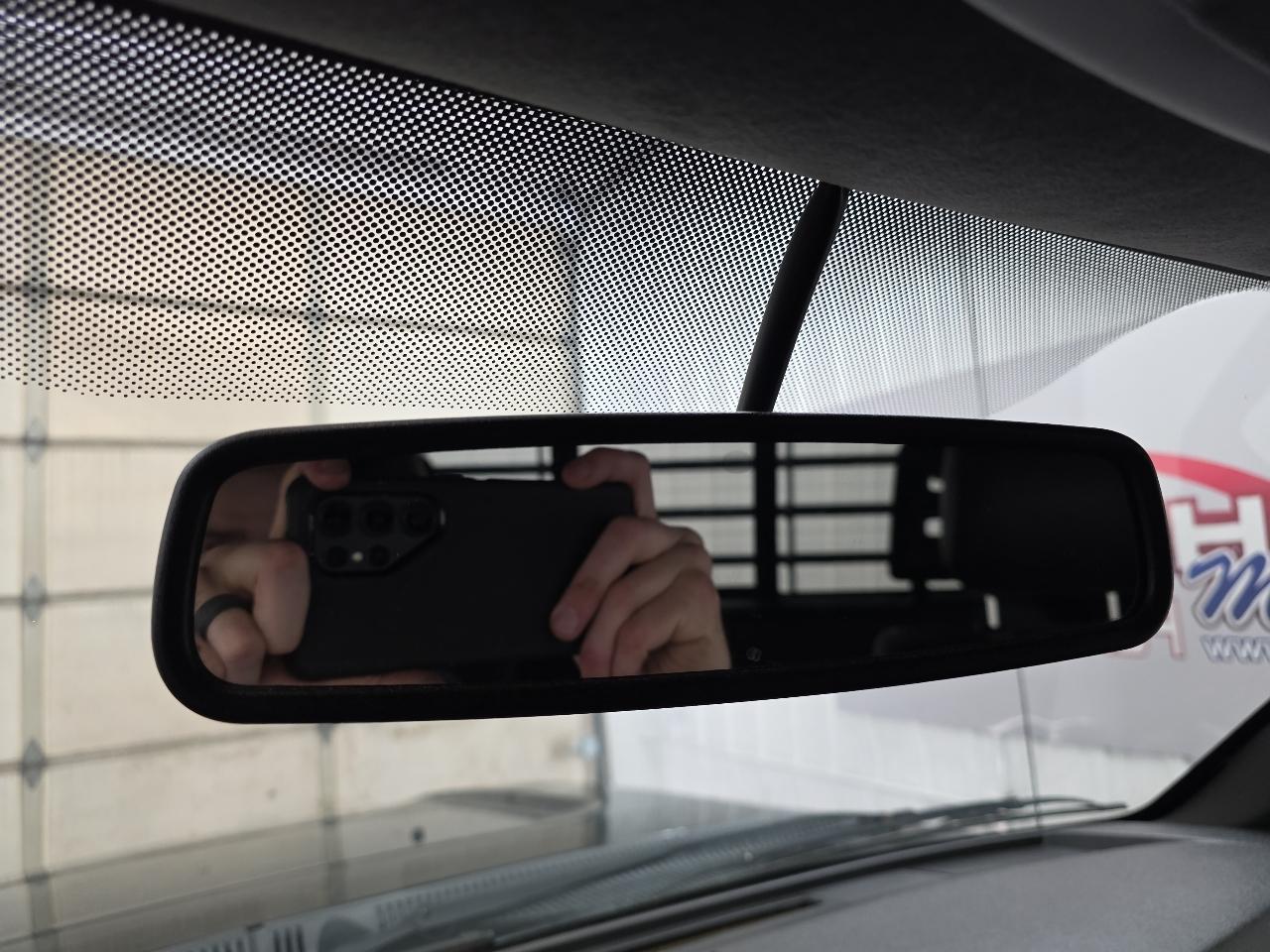 Ford Super Duty F-350 SRW 4WD SuperCab 158" Lariat 2015