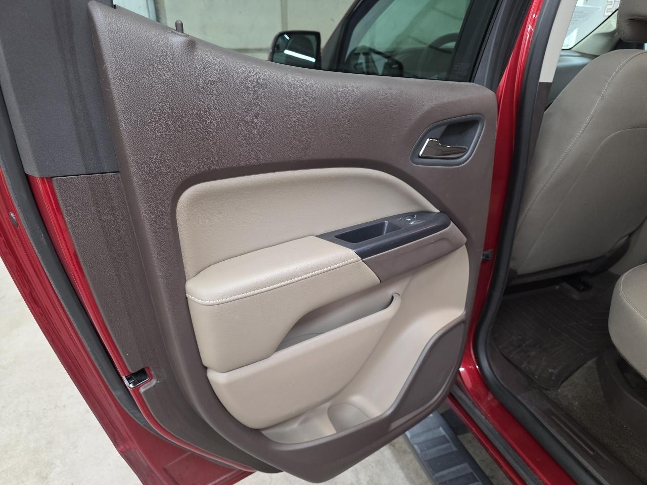 GMC Canyon 2WD Crew Cab 128.3" SLE 2015