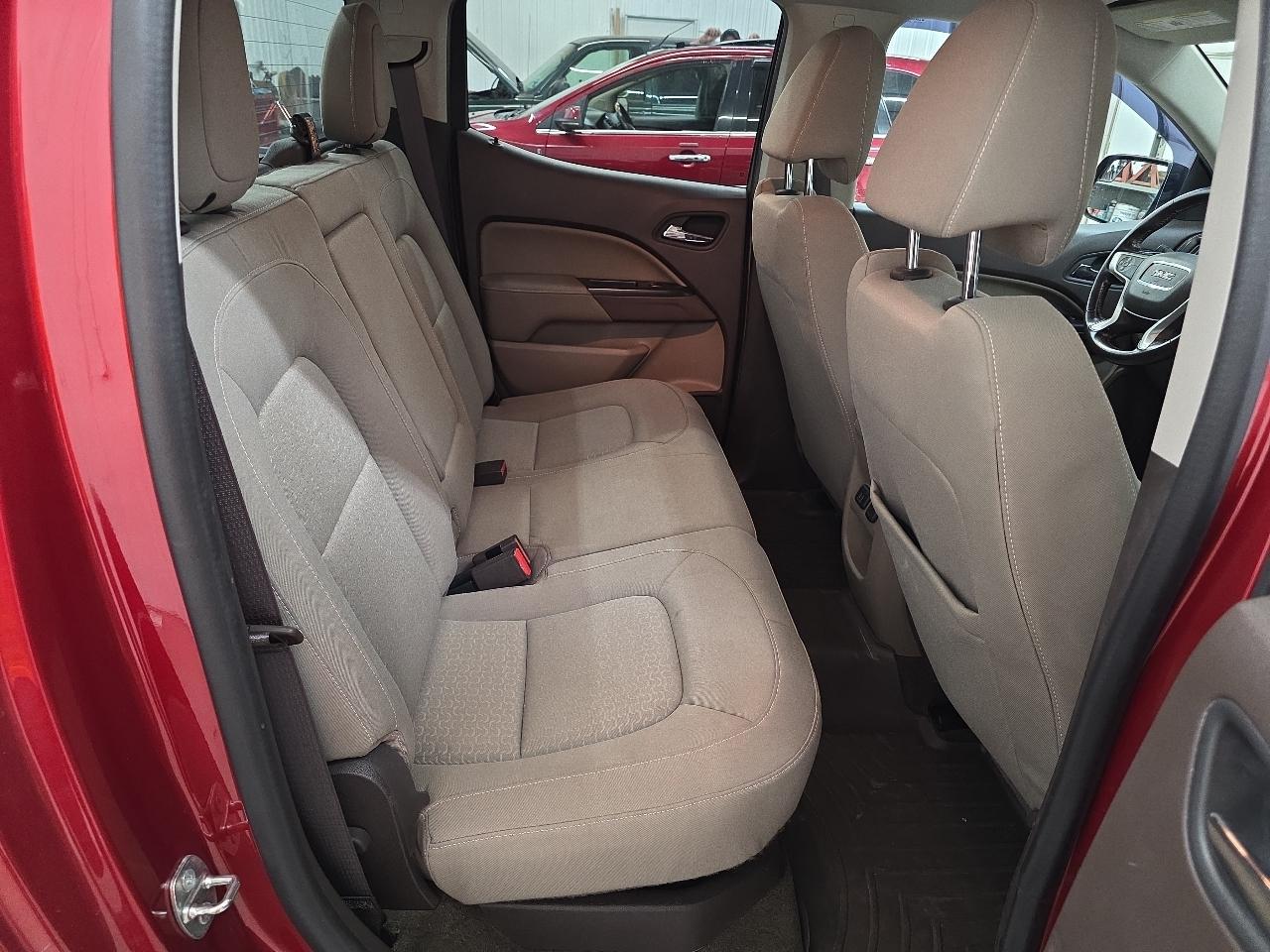 GMC Canyon 2WD Crew Cab 128.3" SLE 2015