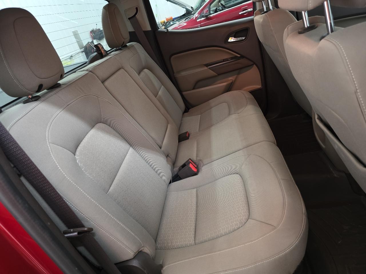 GMC Canyon 2WD Crew Cab 128.3" SLE 2015