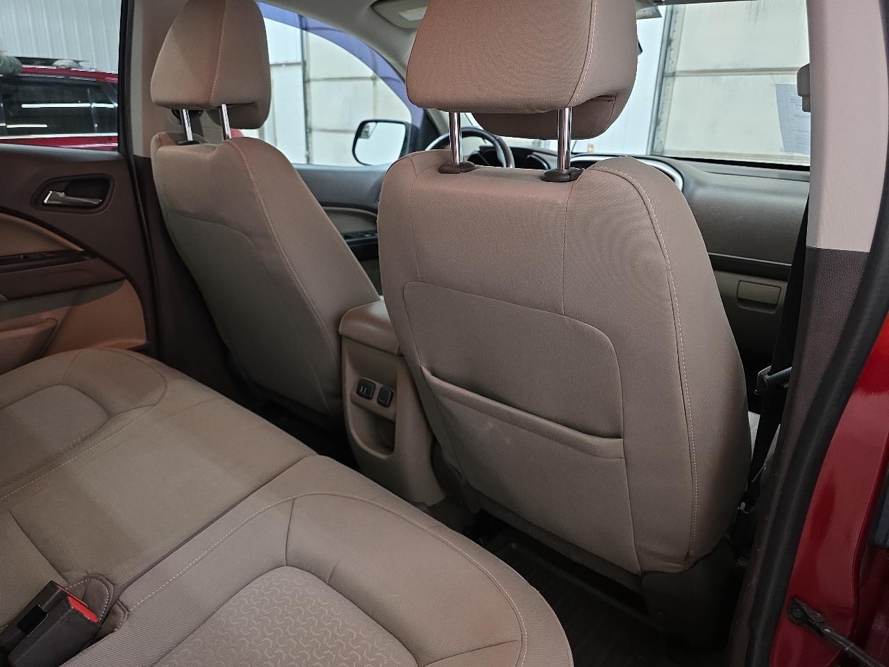 GMC Canyon 2WD Crew Cab 128.3" SLE 2015