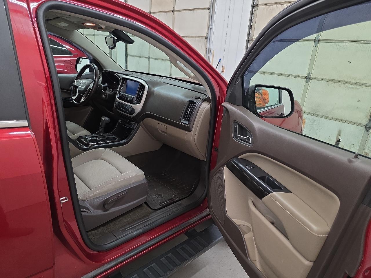 GMC Canyon 2WD Crew Cab 128.3" SLE 2015