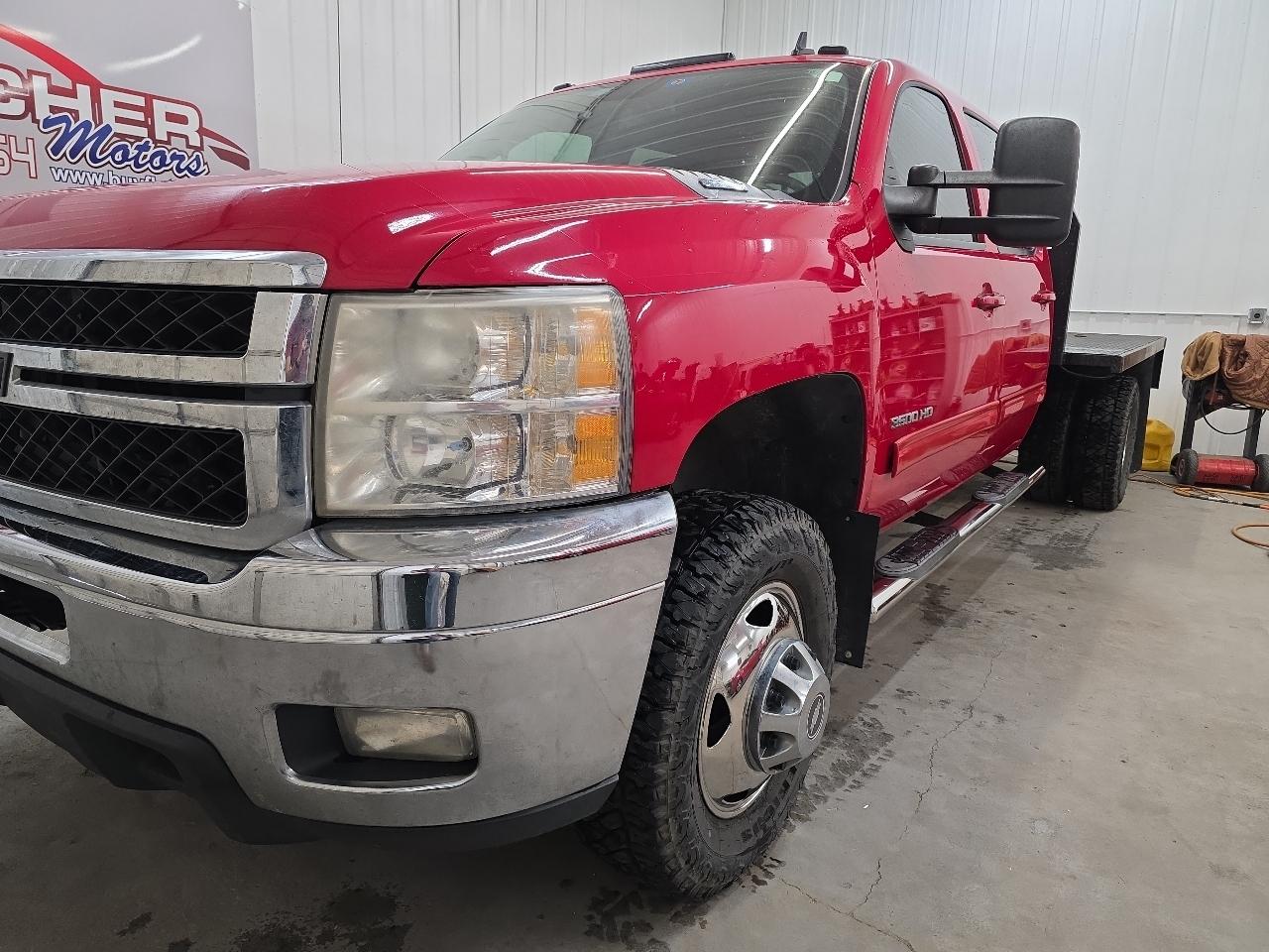 Chevrolet Silverado 3500HD 4WD Crew Cab 167.7" DRW LTZ 2011