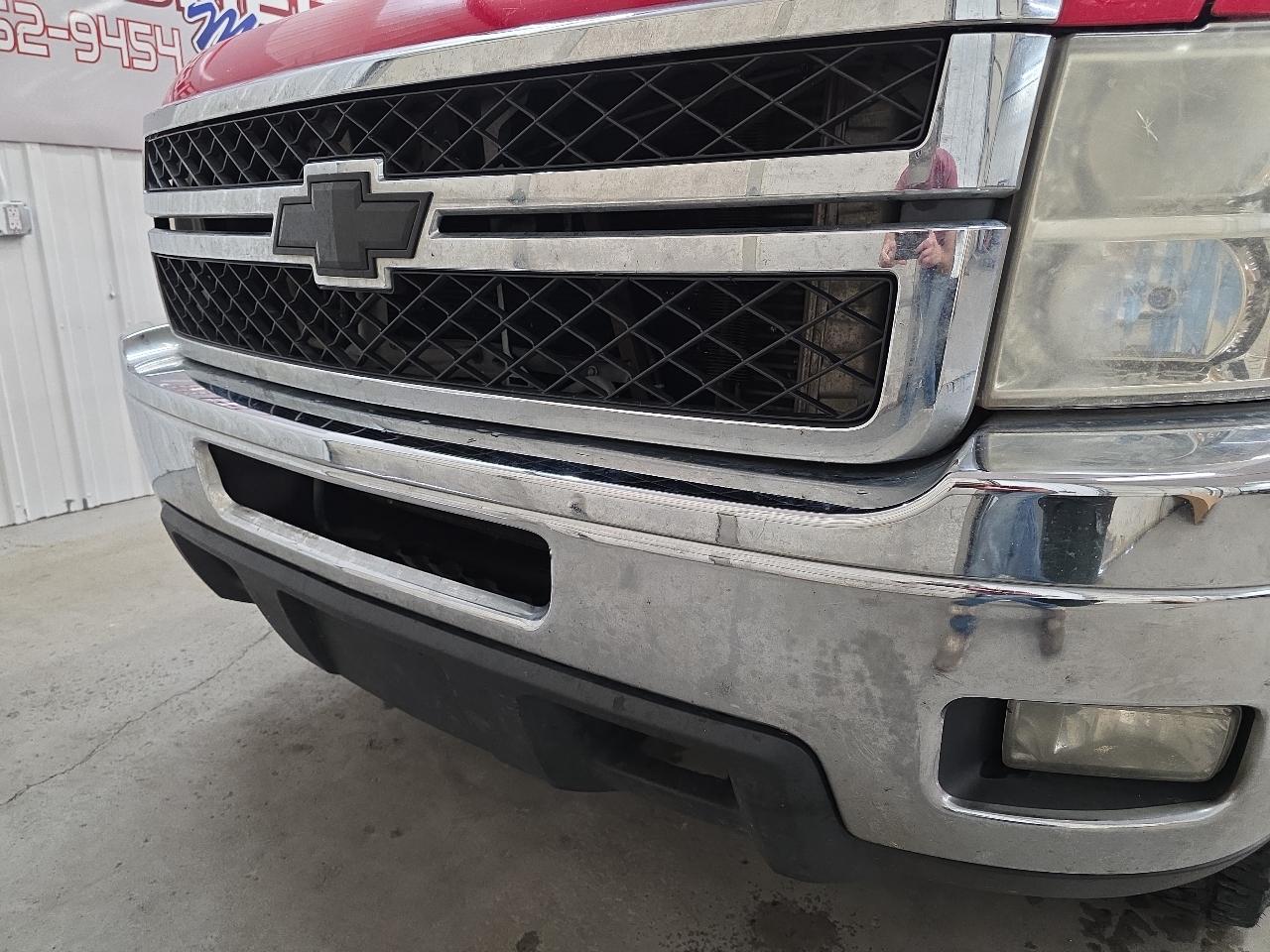 Chevrolet Silverado 3500HD 4WD Crew Cab 167.7" DRW LTZ 2011