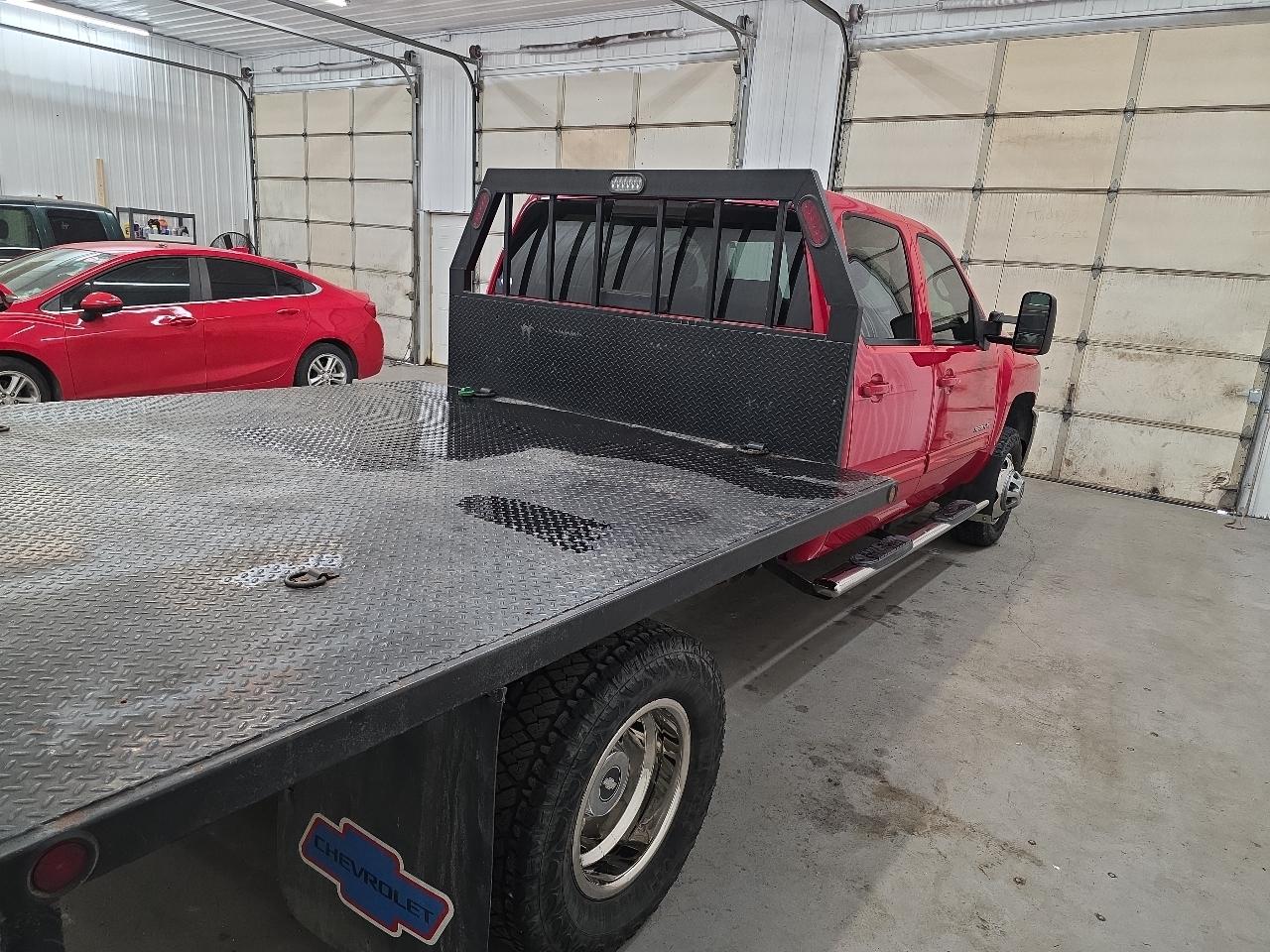 Chevrolet Silverado 3500HD 4WD Crew Cab 167.7" DRW LTZ 2011