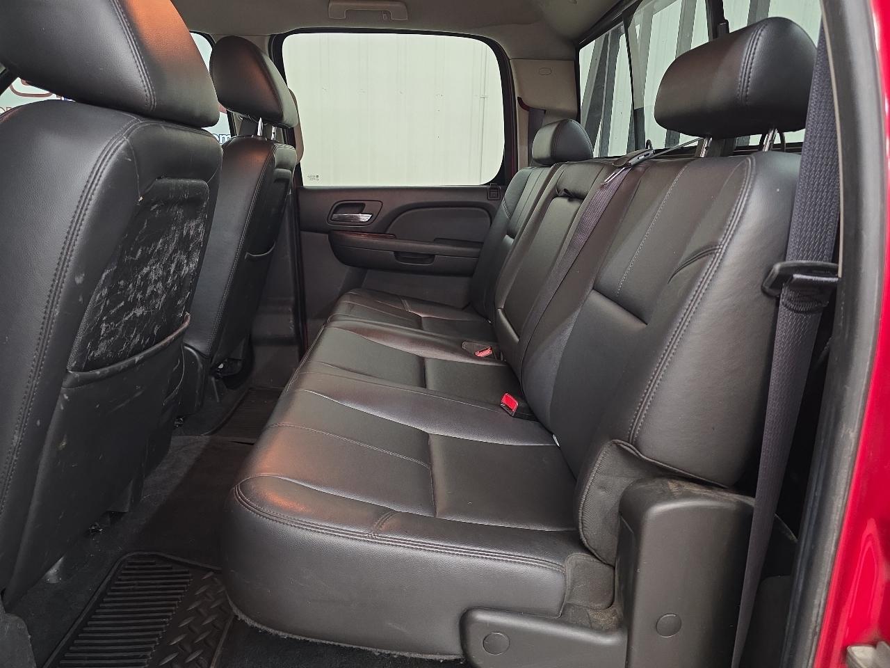 Chevrolet Silverado 3500HD 4WD Crew Cab 167.7" DRW LTZ 2011