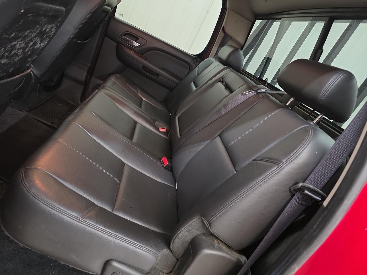 Chevrolet Silverado 3500HD 4WD Crew Cab 167.7" DRW LTZ 2011