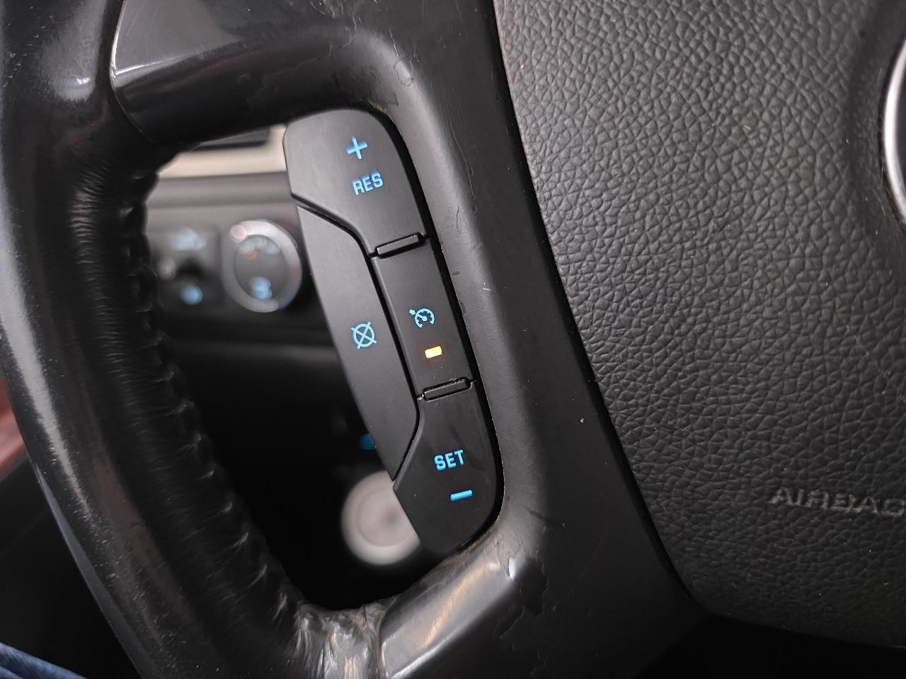 Chevrolet Silverado 3500HD 4WD Crew Cab 167.7" DRW LTZ 2011