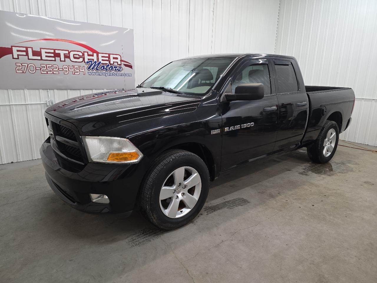 RAM 1500 2WD Quad Cab 140.5" Express 2012