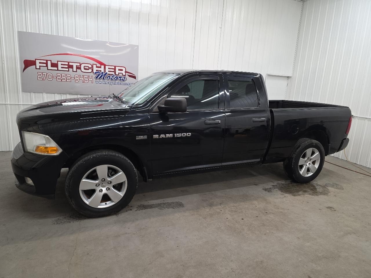 RAM 1500 2WD Quad Cab 140.5" Express 2012