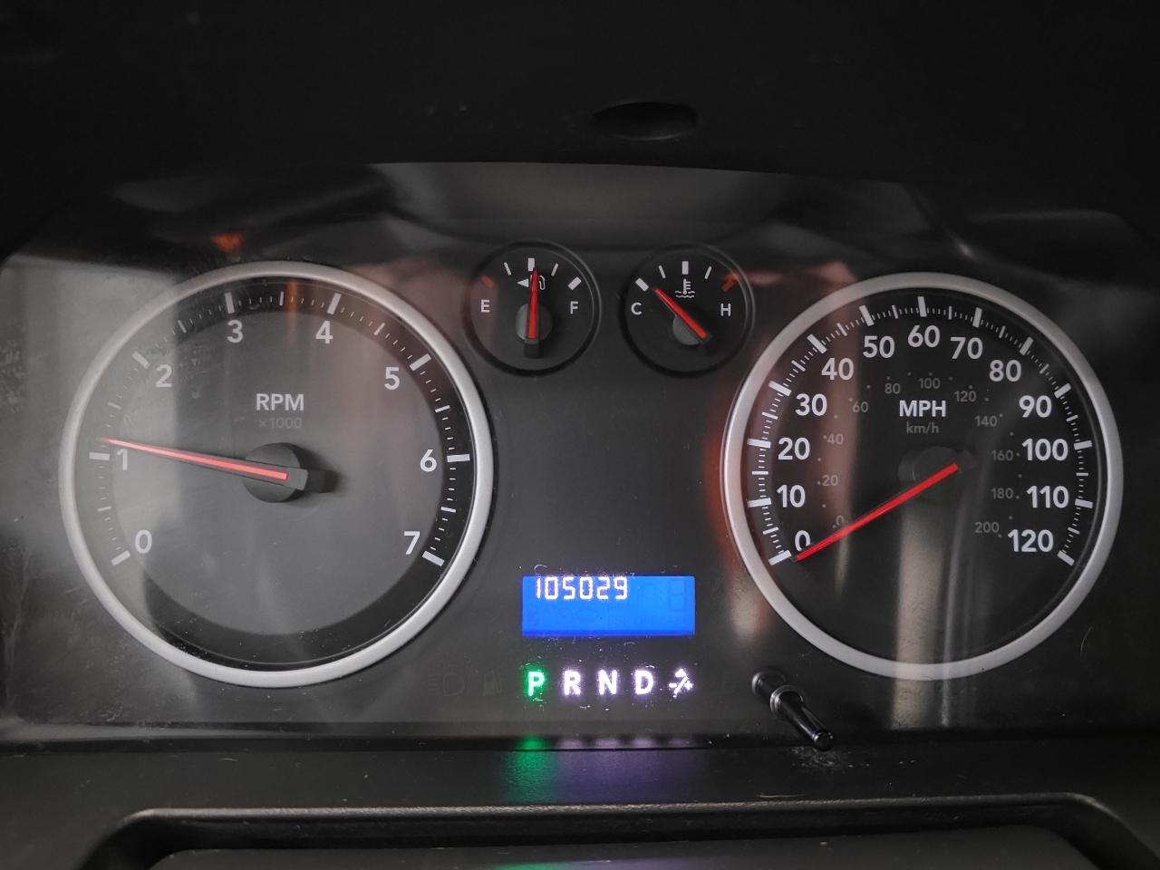 RAM 1500 2WD Quad Cab 140.5" Express 2012