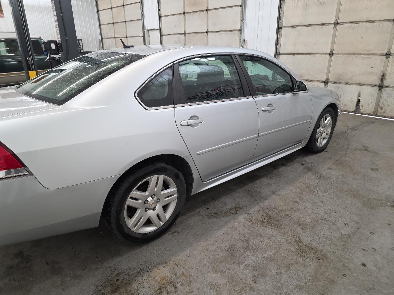 Chevrolet Impala 4dr Sdn LT Retail 2011