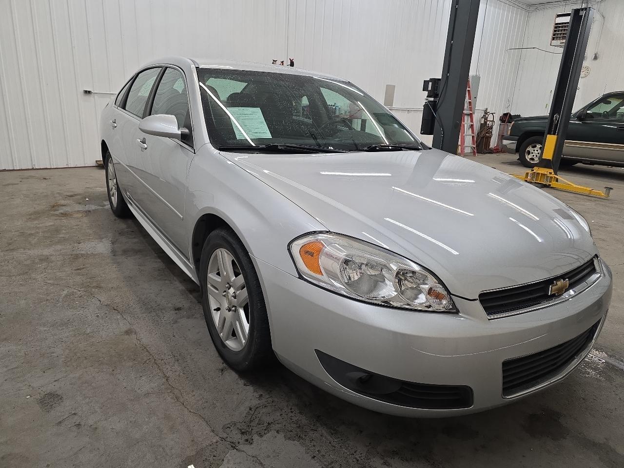 Chevrolet Impala 4dr Sdn LT Retail 2011