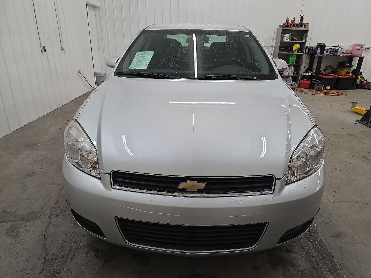 Chevrolet Impala 4dr Sdn LT Retail 2011
