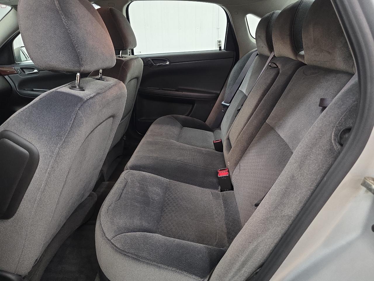 Chevrolet Impala 4dr Sdn LT Retail 2011