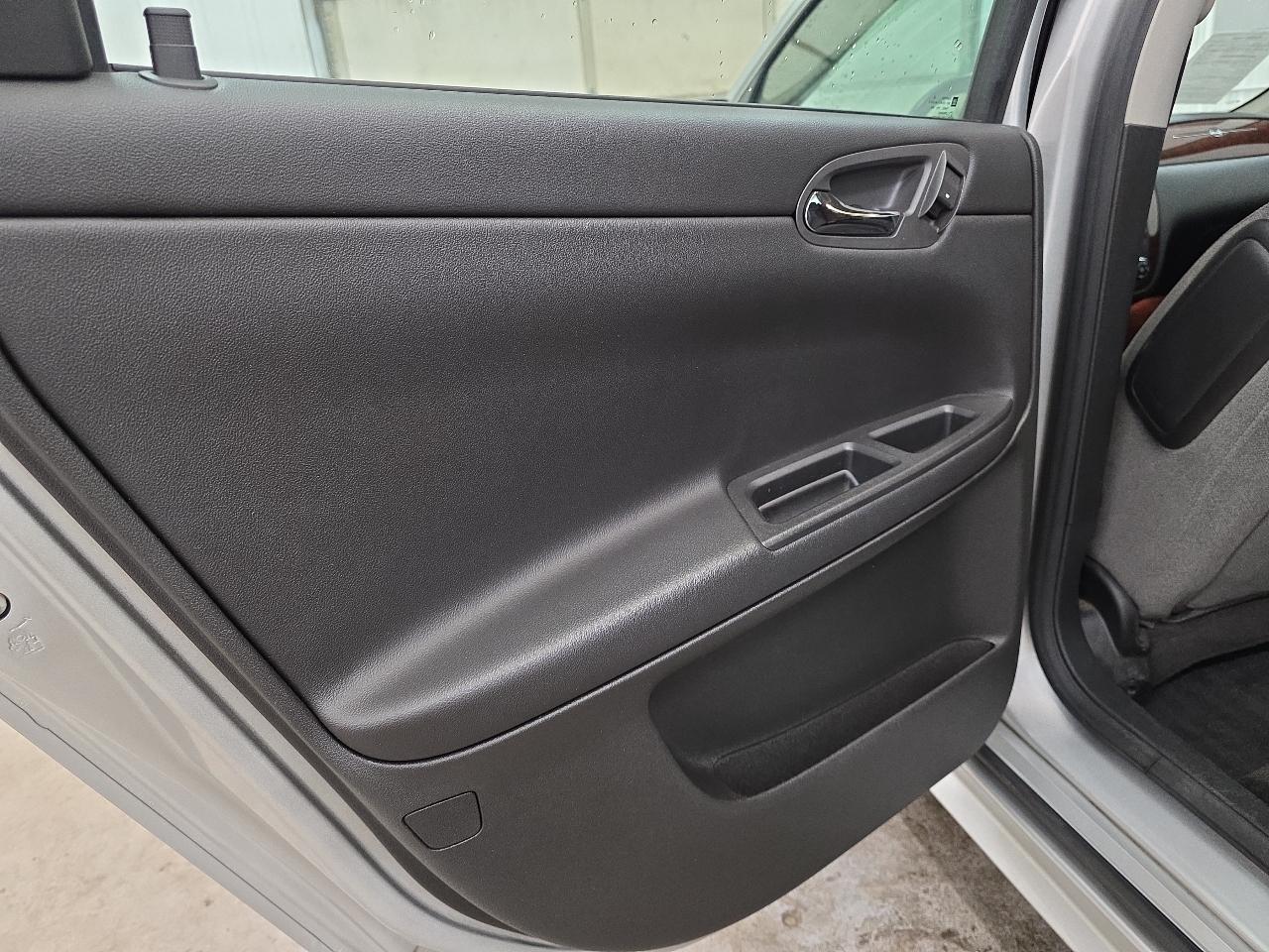 Chevrolet Impala 4dr Sdn LT Retail 2011