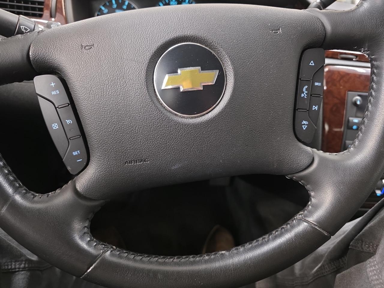 Chevrolet Impala 4dr Sdn LT Retail 2011