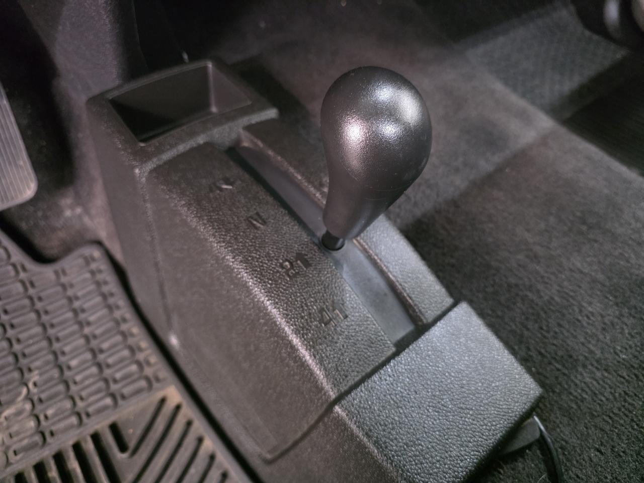 Chevrolet Silverado 1500 4WD Reg Cab 119.0" Work Truck 2010