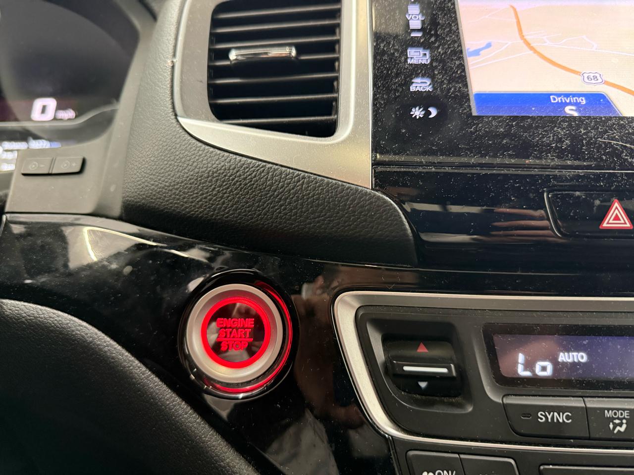 Honda Ridgeline Black Edition 4x4 Crew Cab 5.3' Bed 2017