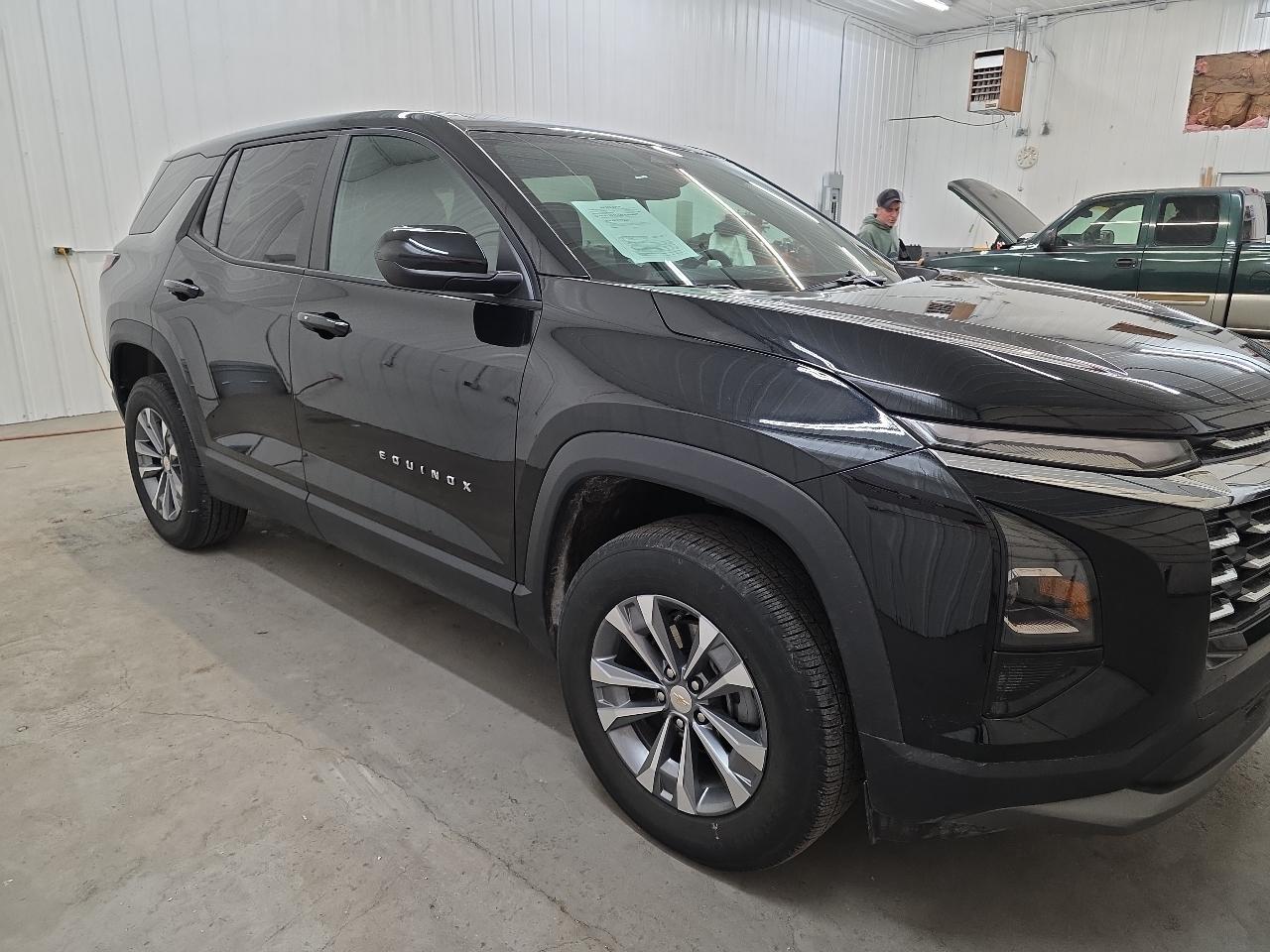 Chevrolet Equinox FWD 4dr LT w/1LT 2025