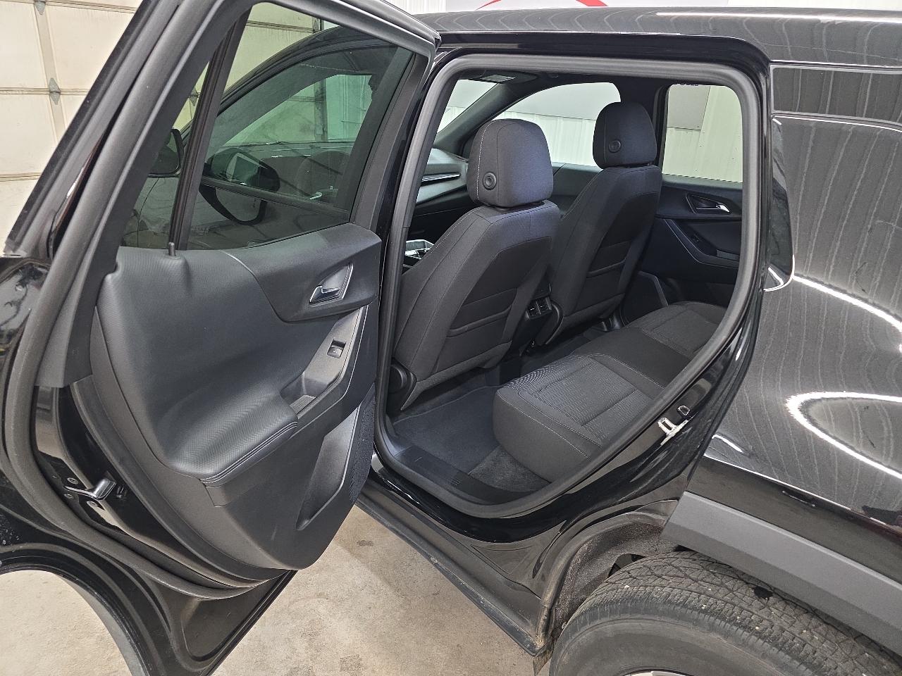 Chevrolet Equinox FWD 4dr LT w/1LT 2025