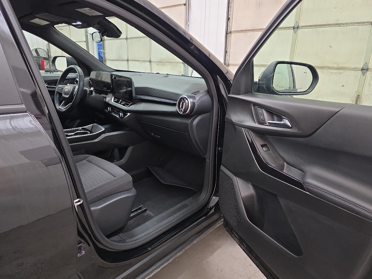 Chevrolet Equinox FWD 4dr LT w/1LT 2025