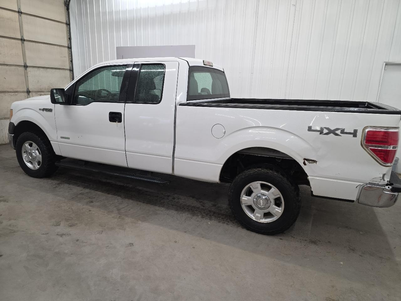 Ford F-150 4WD SuperCab 133" XLT 2013