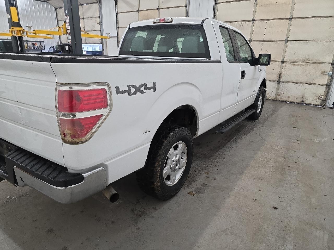 Ford F-150 4WD SuperCab 133" XLT 2013