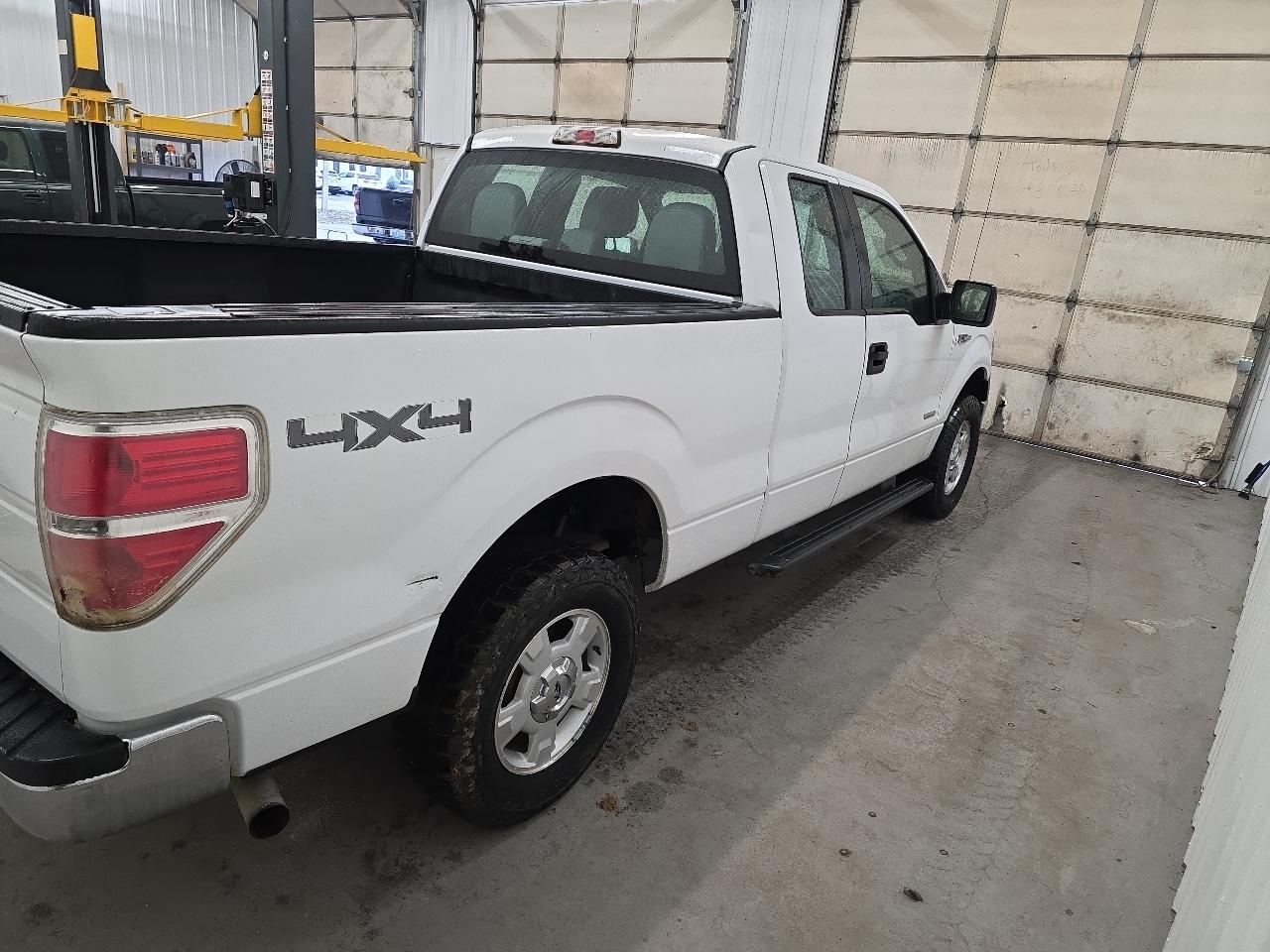 Ford F-150 4WD SuperCab 133" XLT 2013