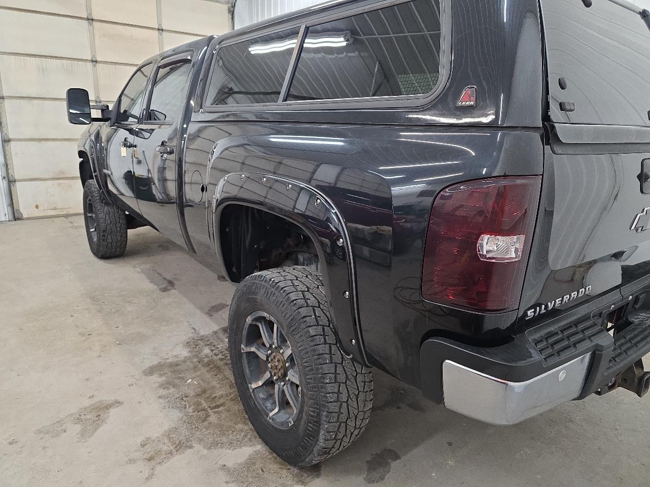 Chevrolet Silverado 2500HD 4WD Crew Cab 153.7" LTZ 2013