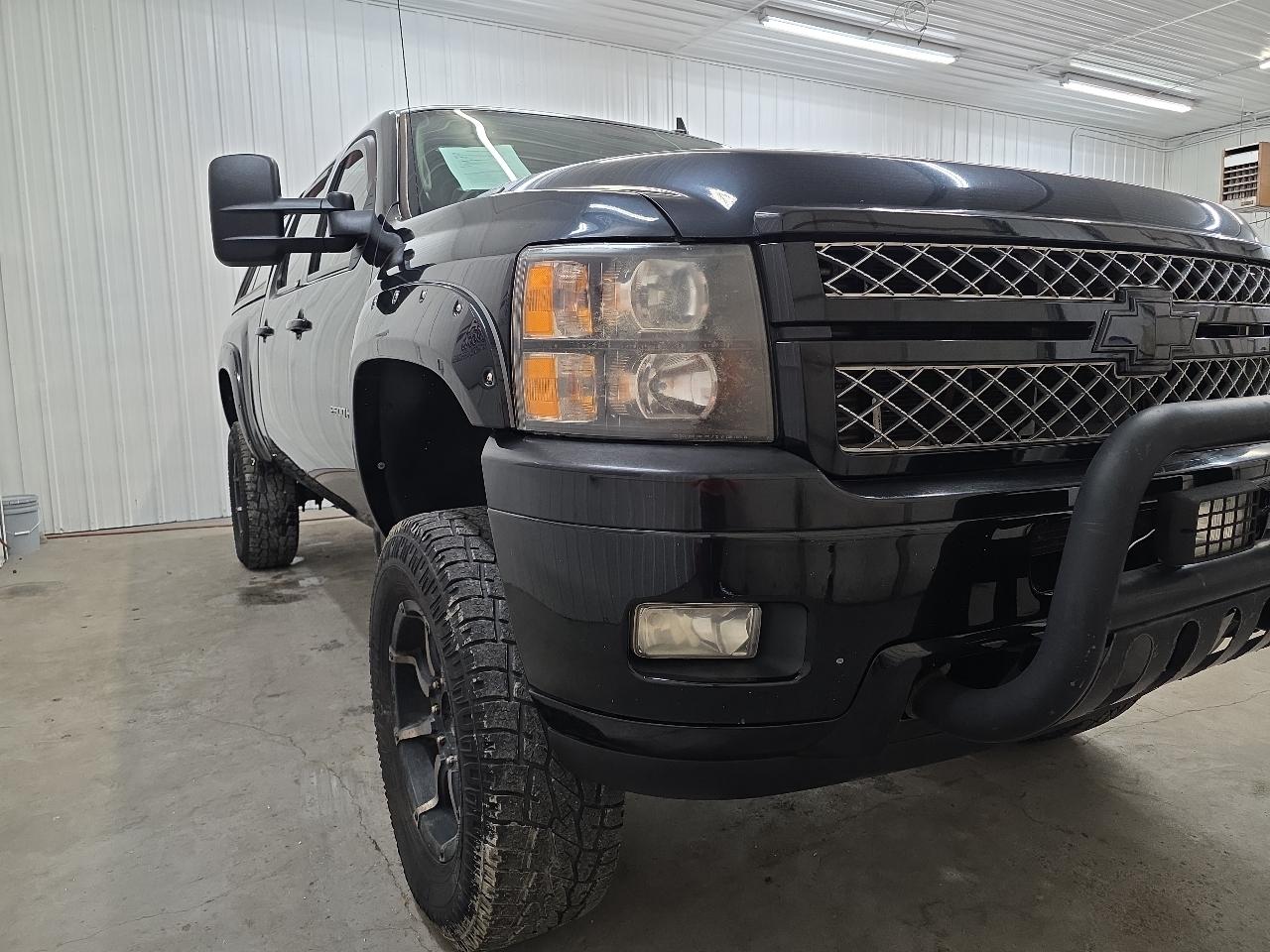 Chevrolet Silverado 2500HD 4WD Crew Cab 153.7" LTZ 2013