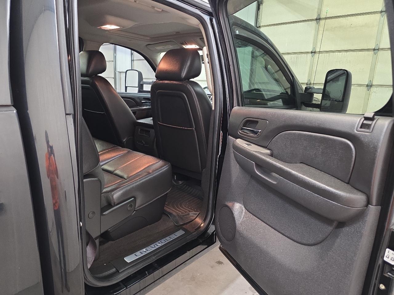 Chevrolet Silverado 2500HD 4WD Crew Cab 153.7" LTZ 2013