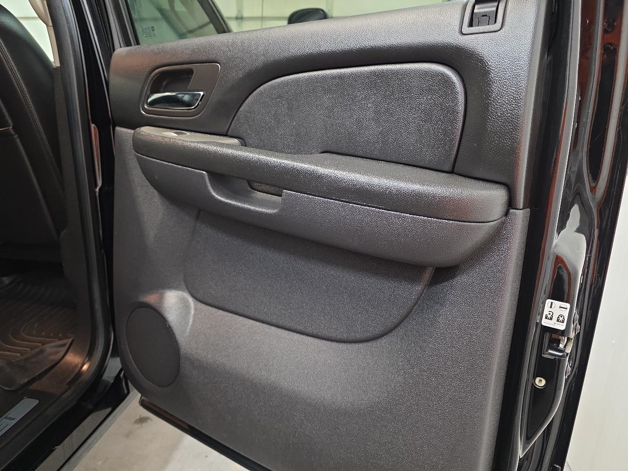 Chevrolet Silverado 2500HD 4WD Crew Cab 153.7" LTZ 2013