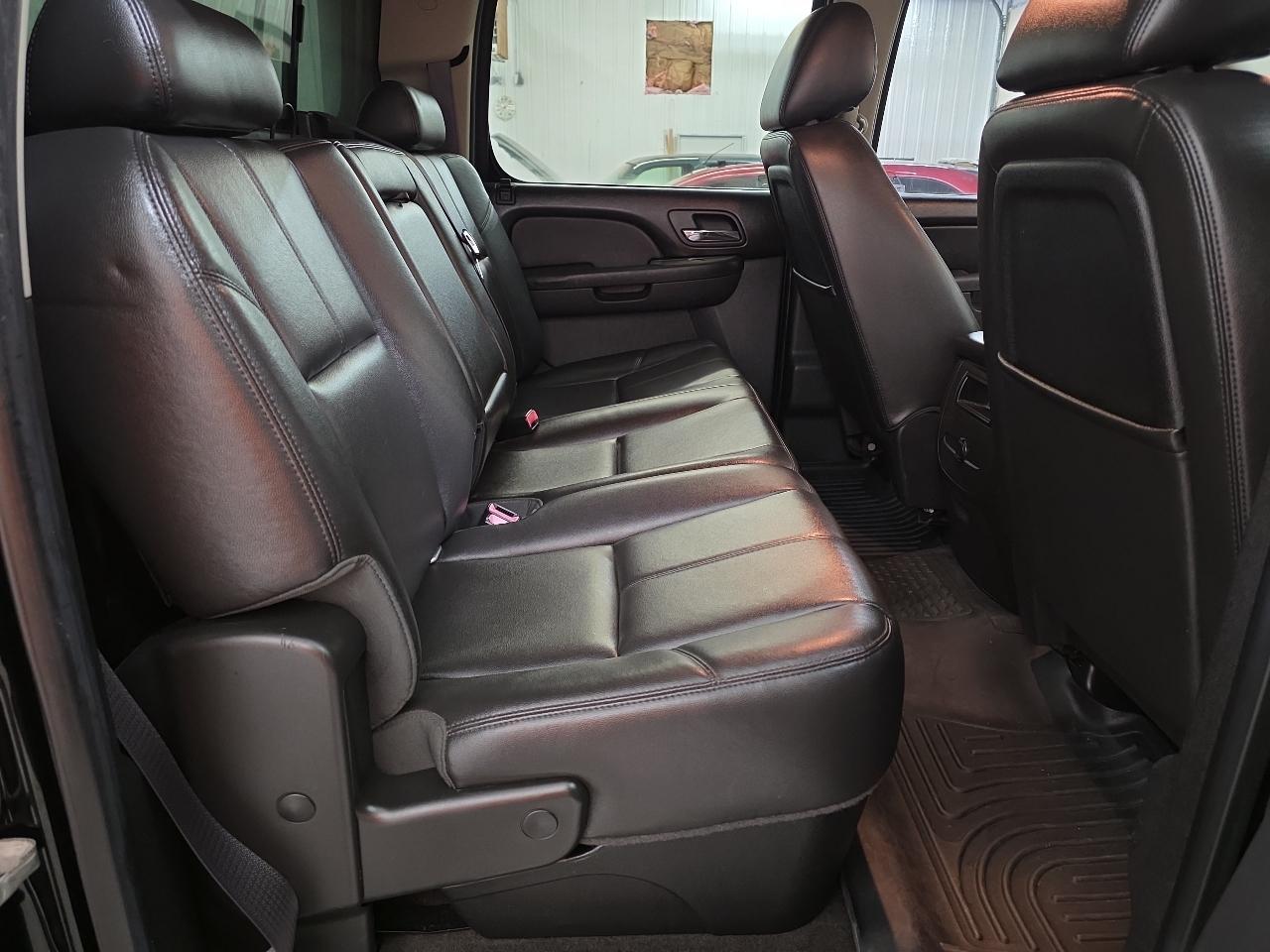 Chevrolet Silverado 2500HD 4WD Crew Cab 153.7" LTZ 2013