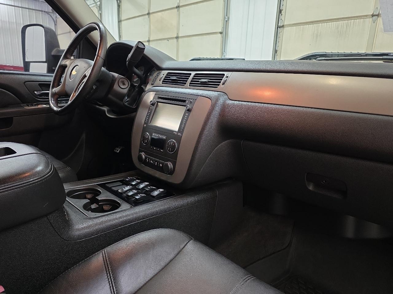 Chevrolet Silverado 2500HD 4WD Crew Cab 153.7" LTZ 2013