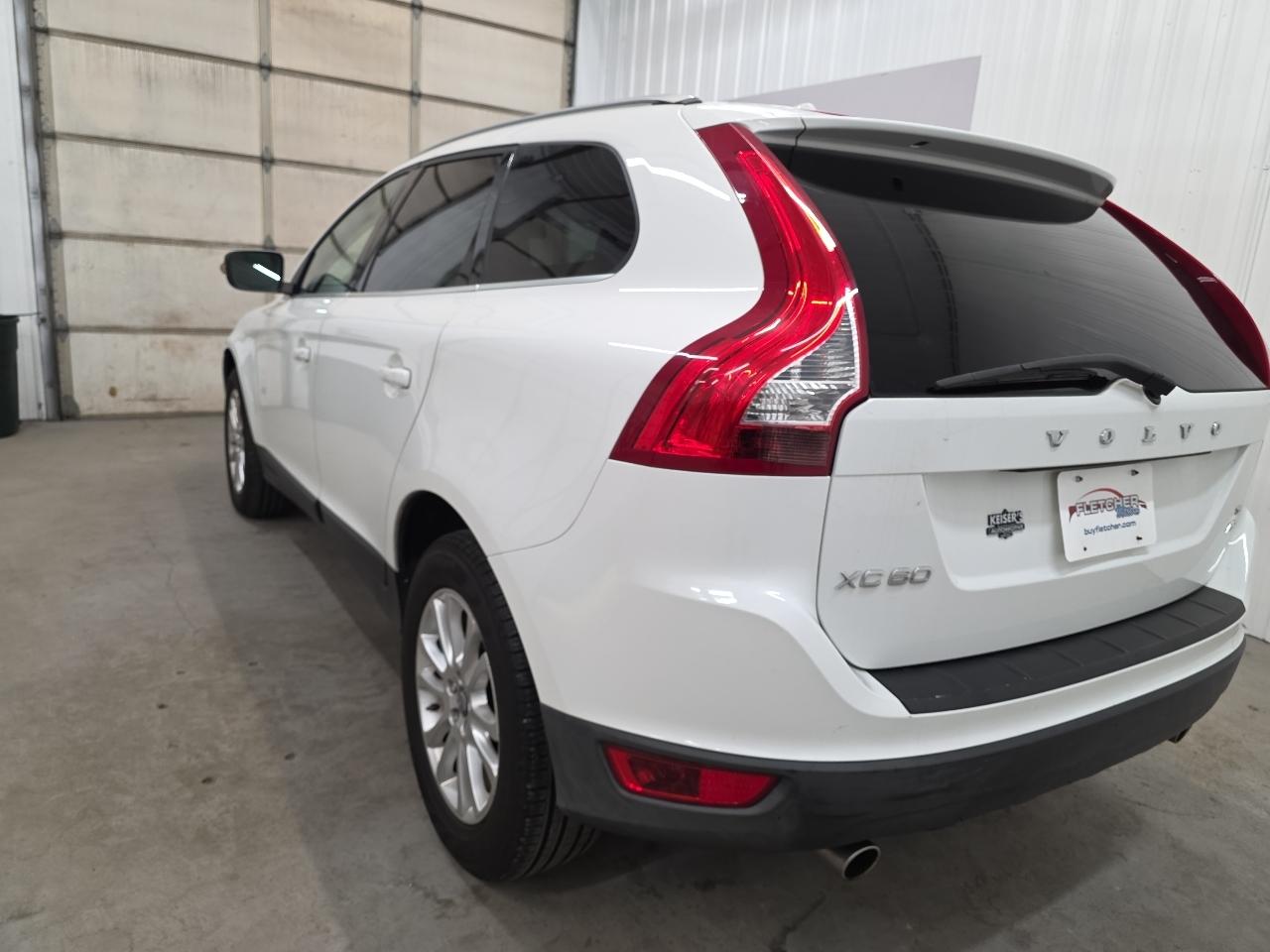 Volvo XC60 AWD 4dr 3.0T 2010