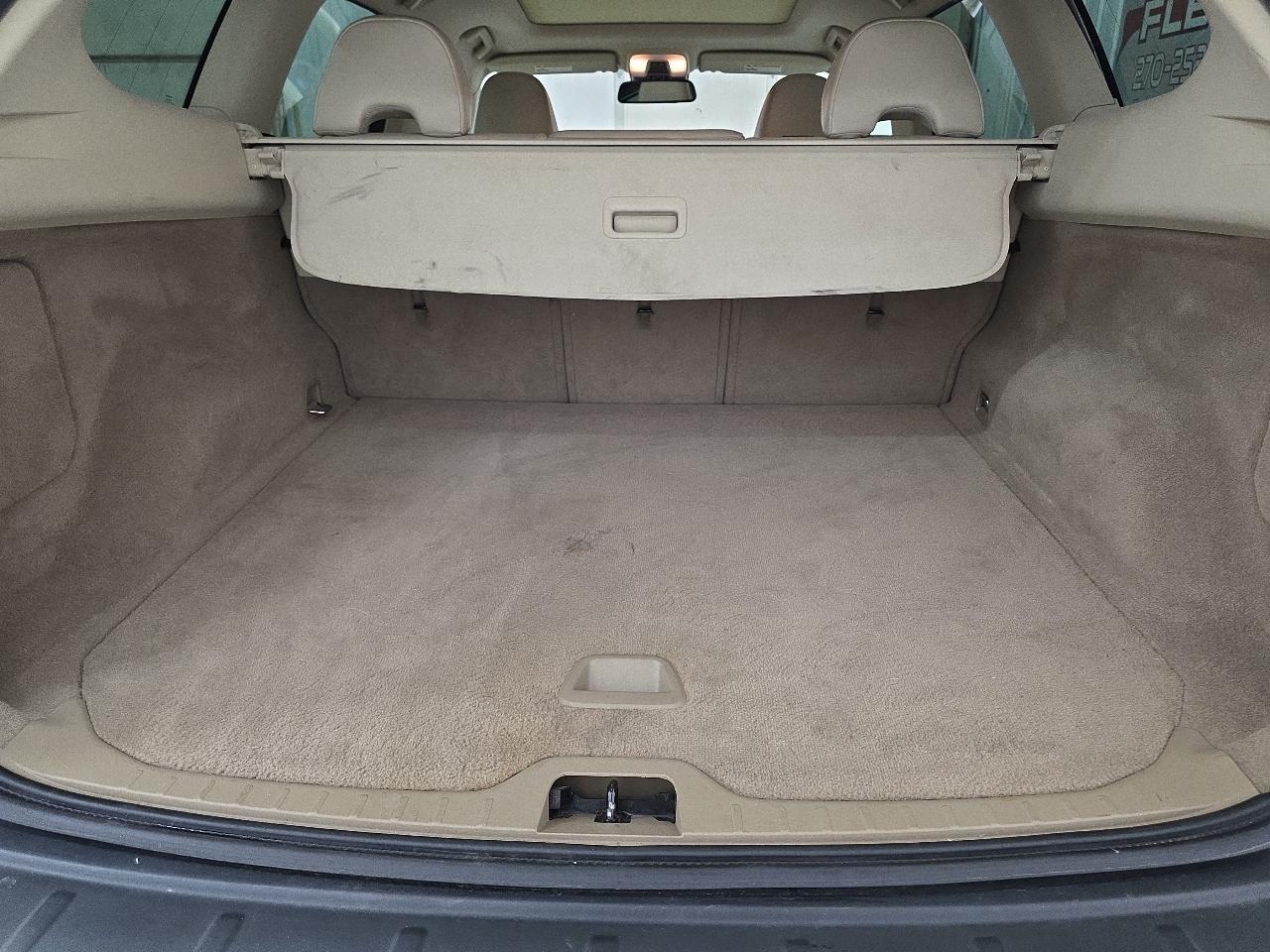 Volvo XC60 AWD 4dr 3.0T 2010