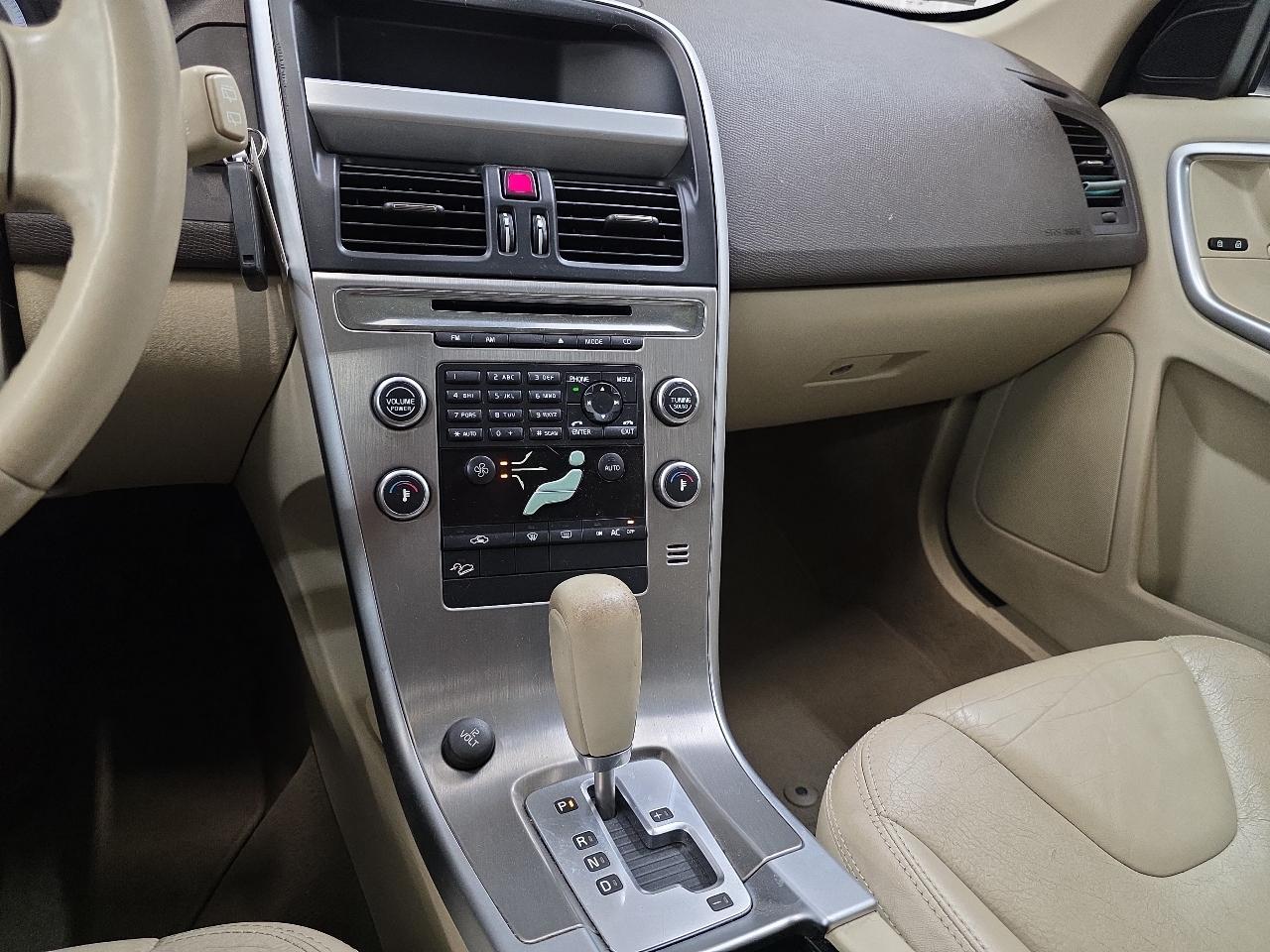 Volvo XC60 AWD 4dr 3.0T 2010