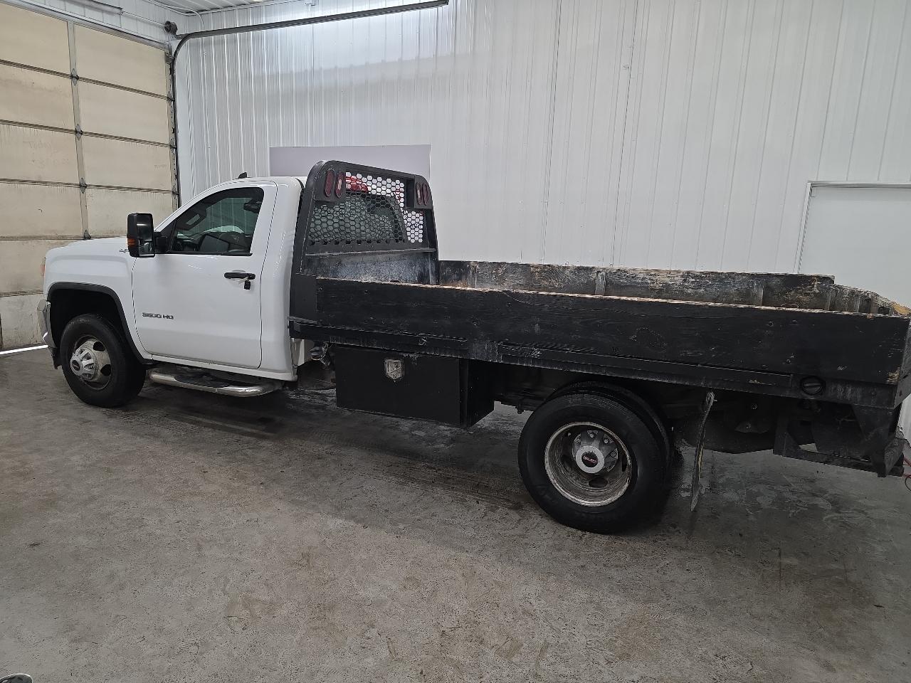 GMC Sierra 3500HD 4WD Reg Cab 162" WB, 83.58" CA 2018