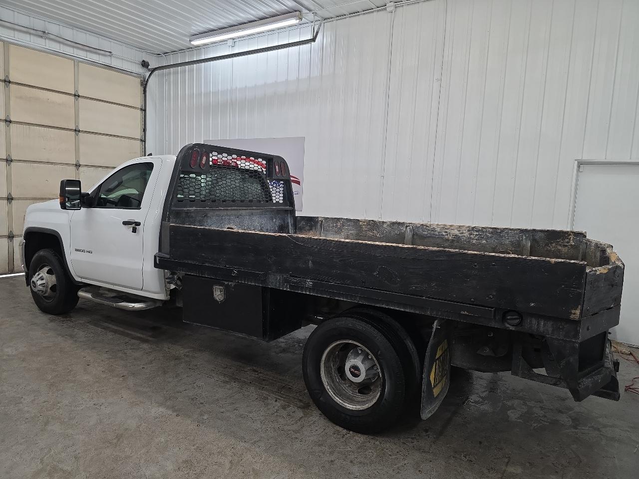 GMC Sierra 3500HD 4WD Reg Cab 162" WB, 83.58" CA 2018