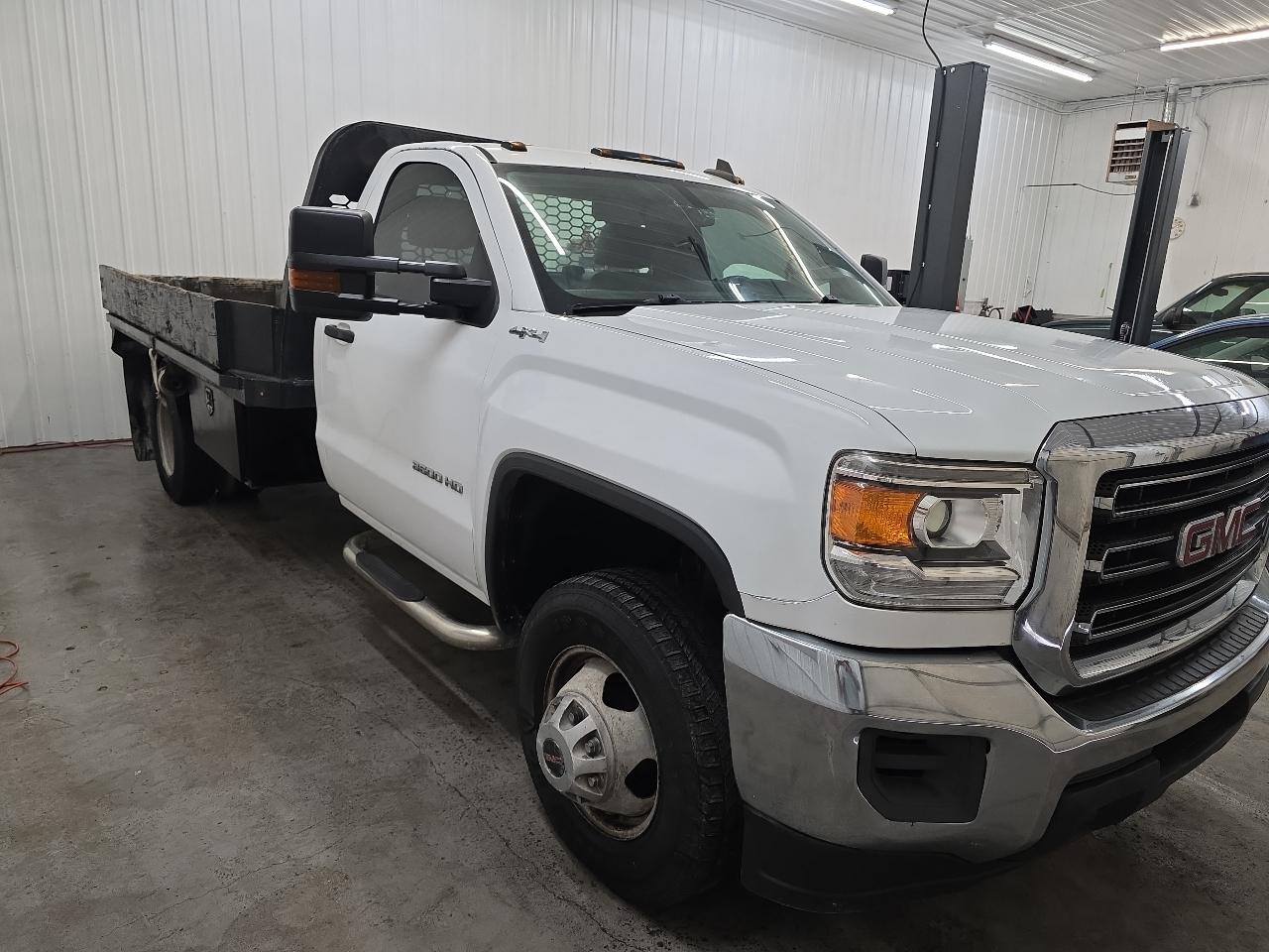 GMC Sierra 3500HD 4WD Reg Cab 162" WB, 83.58" CA 2018